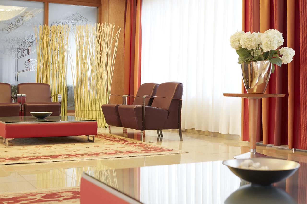 Invisa Hotel La Cala Santa Eularia des Riu Esterno foto