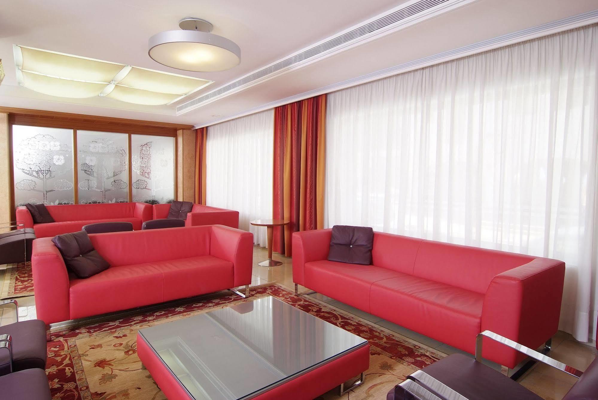 Invisa Hotel La Cala Santa Eularia des Riu Esterno foto